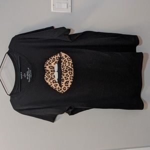 GUC Torrid T-shirt with Leopard Lips Print 💋